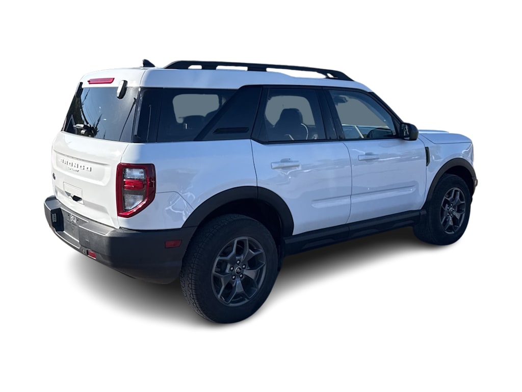 Thumbnail: 2023 Ford Bronco Sport - 3