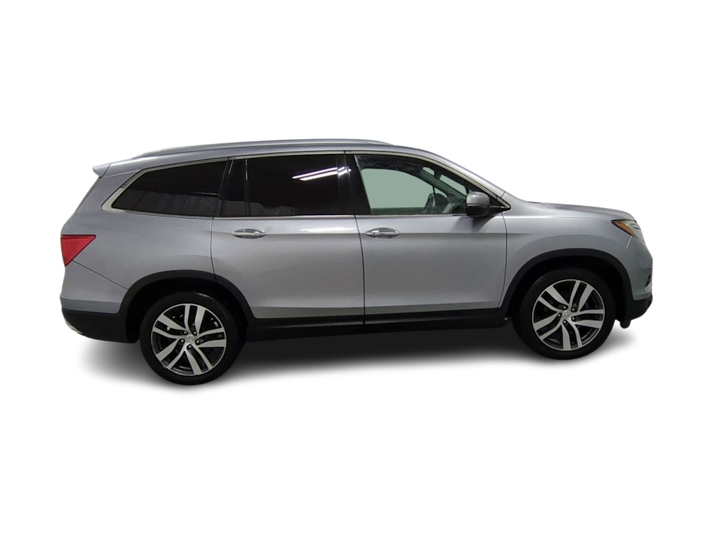 Thumbnail: 2018 Honda Pilot - 25