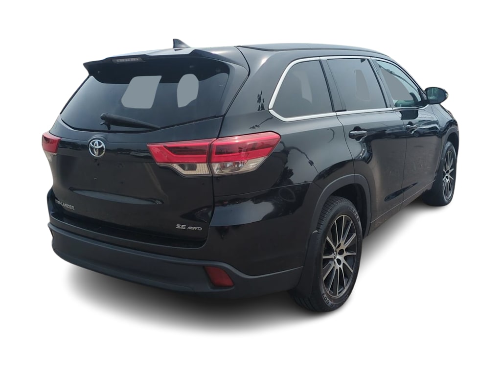 Thumbnail: 2018 Toyota Highlander - 22