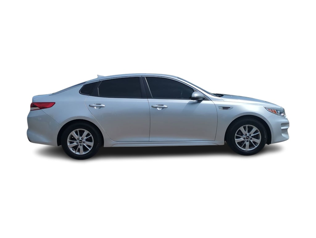 Thumbnail: 2017 Kia Optima - 22