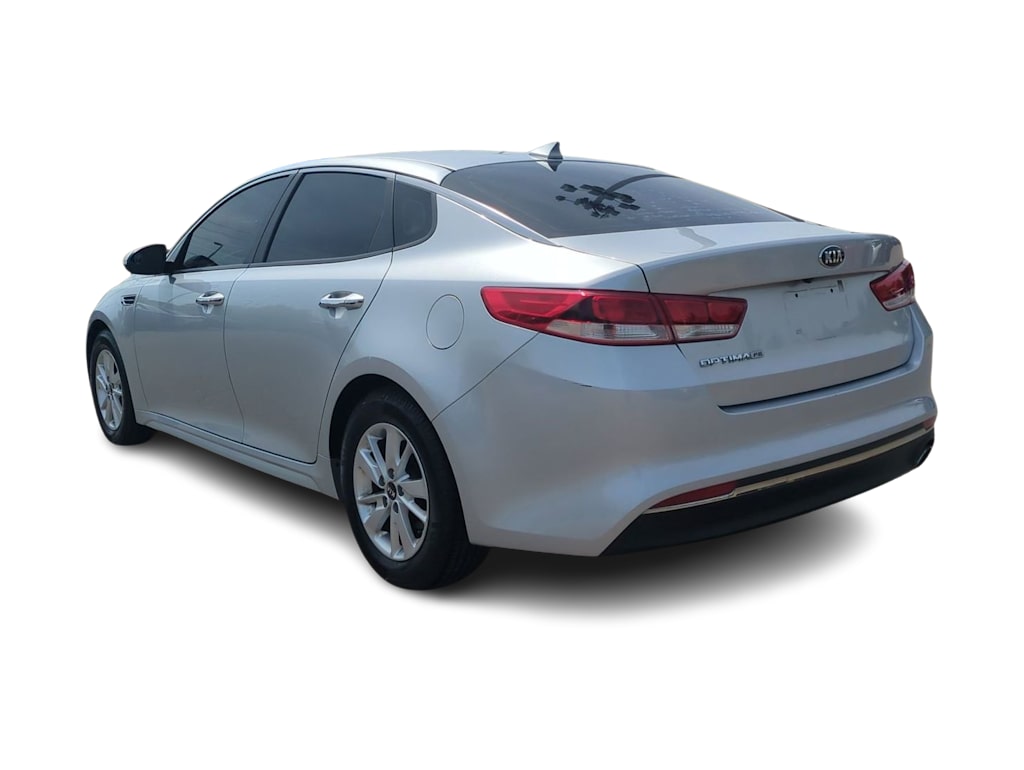 Thumbnail: 2017 Kia Optima - 4