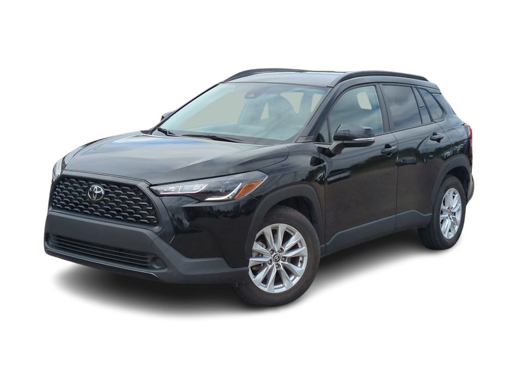 Used 2022 Toyota Corolla Cross LE with VIN 7MUCAAAG2NV033152 for sale in Kansas City
