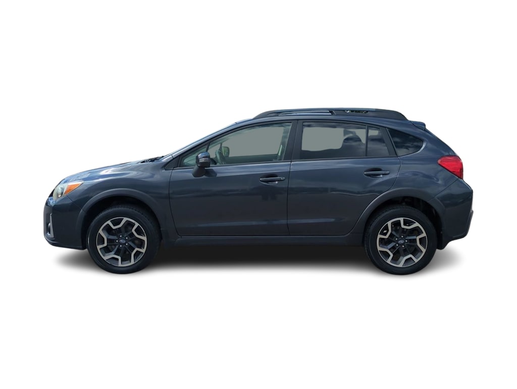 Thumbnail: 2017 Subaru Crosstrek - 3