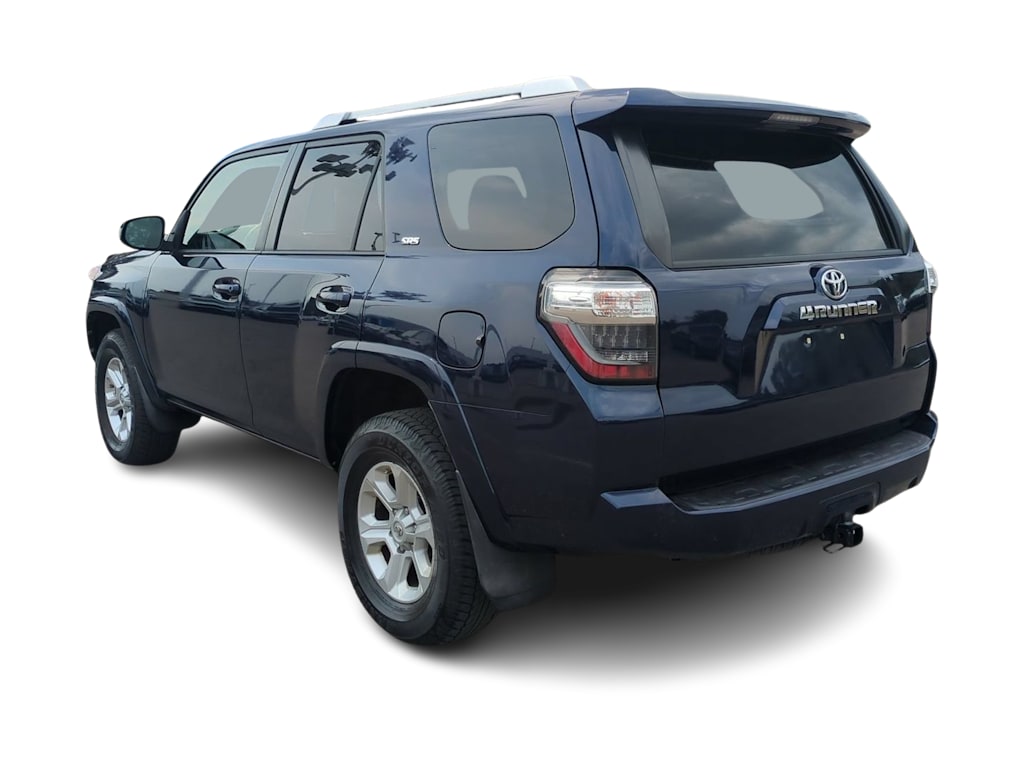 Thumbnail: 2016 Toyota 4Runner - 21
