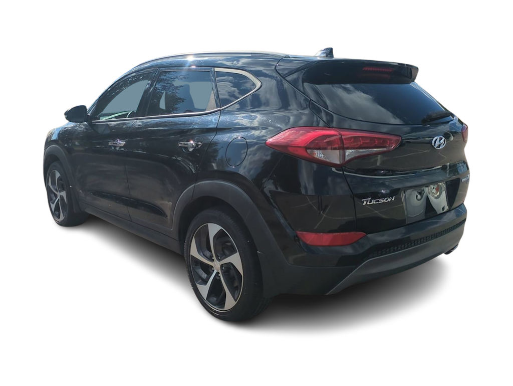 Thumbnail: 2016 Hyundai Tucson - 4