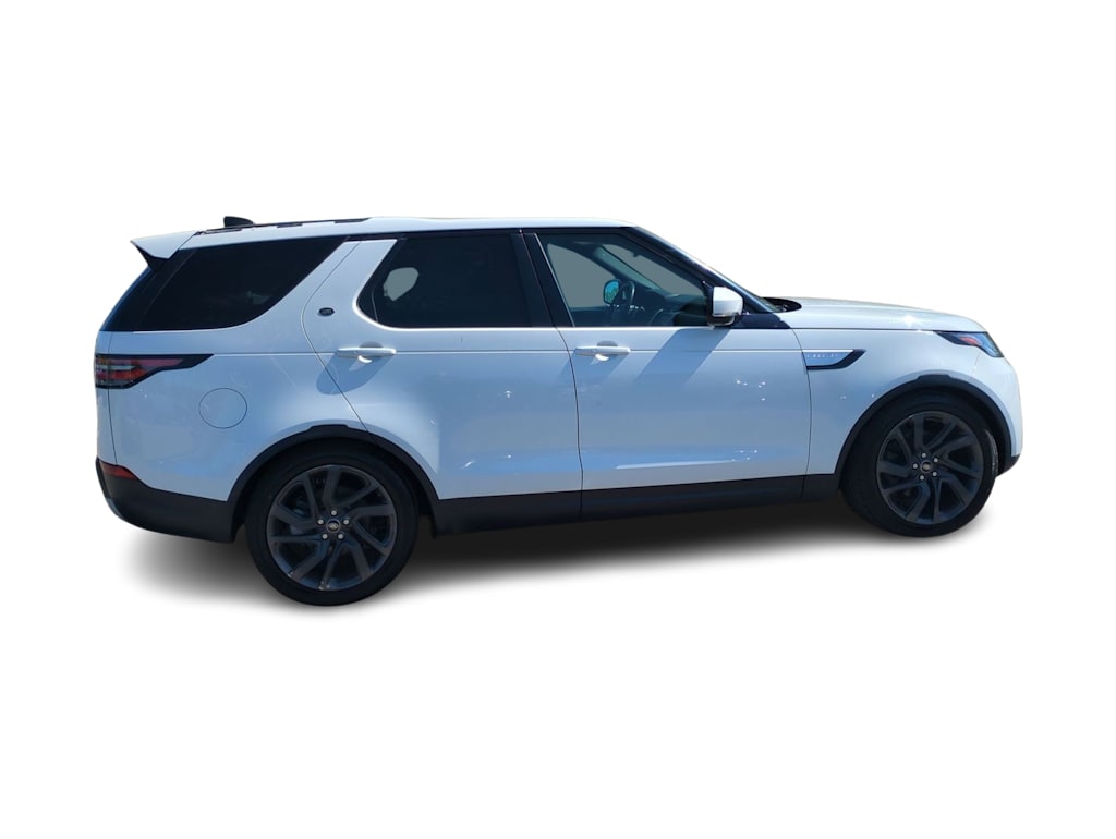 Thumbnail: 2018 Land Rover Discovery - 21