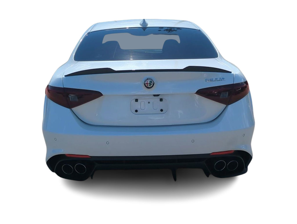 Thumbnail: 2018 Alfa Romeo Giulia - 5