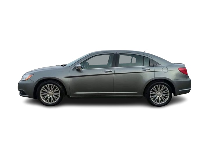 2013 Chrysler 200 Limited 3