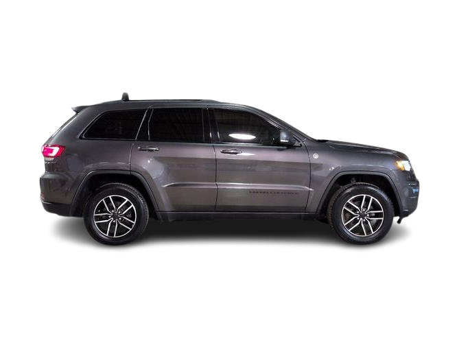 Thumbnail: 2020 Jeep Grand Cherokee - 22