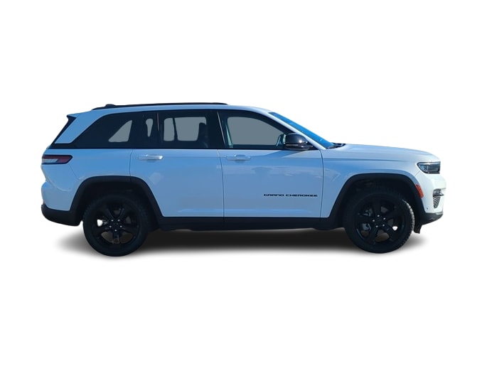Thumbnail: 2023 Jeep Grand Cherokee - 24