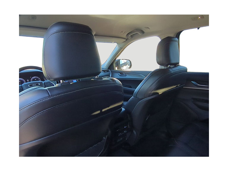 Thumbnail: 2023 Jeep Grand Cherokee - 28