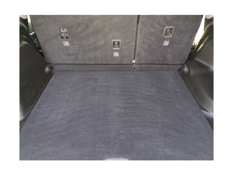 Thumbnail: 2023 Jeep Grand Cherokee - 18