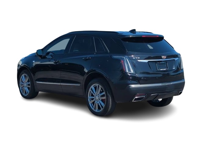 Thumbnail: 2023 Cadillac XT5 - 4
