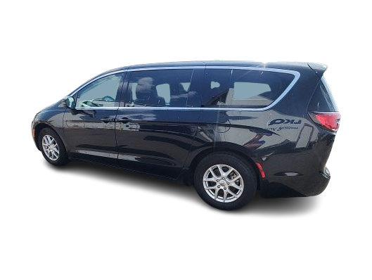 Thumbnail: 2023 Chrysler Pacifica - 24