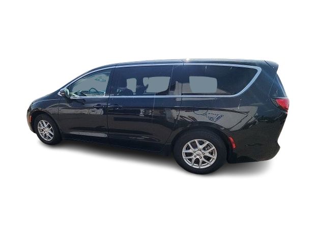 Thumbnail: 2023 Chrysler Pacifica - 2
