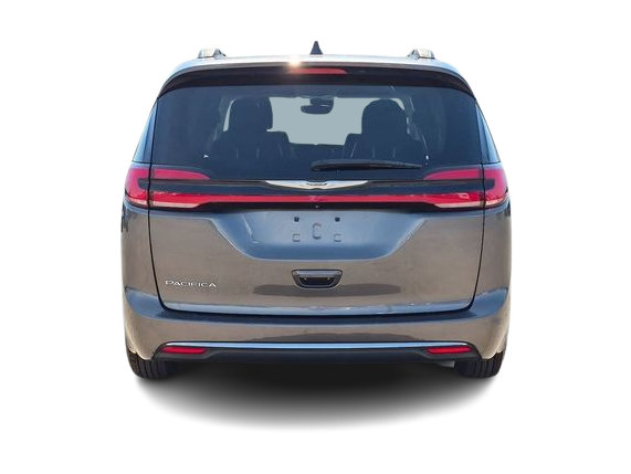 Thumbnail: 2022 Chrysler Pacifica - 5