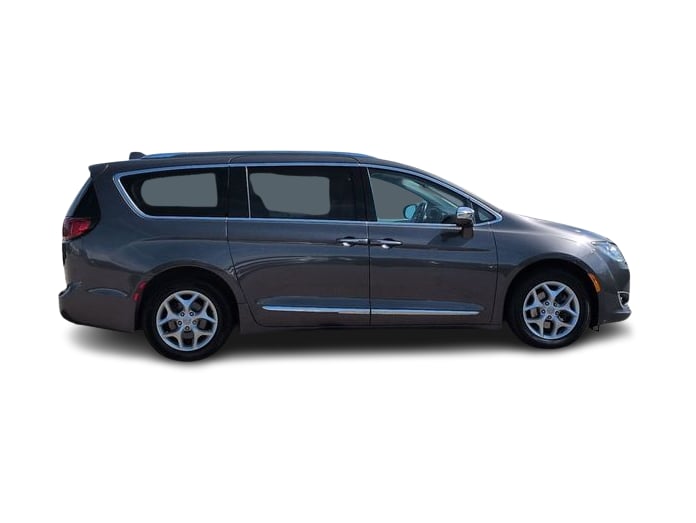 Thumbnail: 2020 Chrysler Pacifica - 21