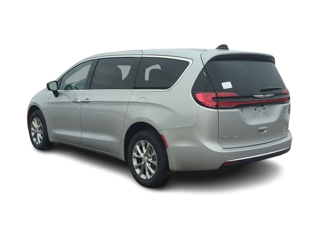 Thumbnail: 2026 Chrysler Pacifica - 4