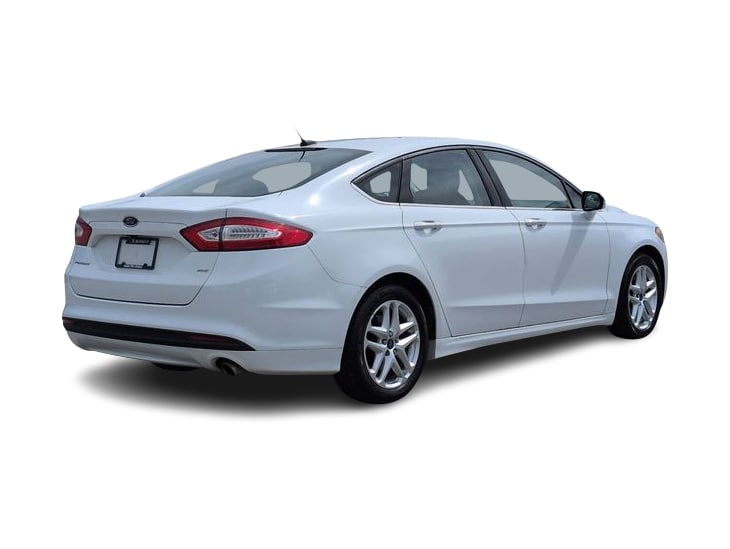 Thumbnail: 2015 Ford Fusion - 21