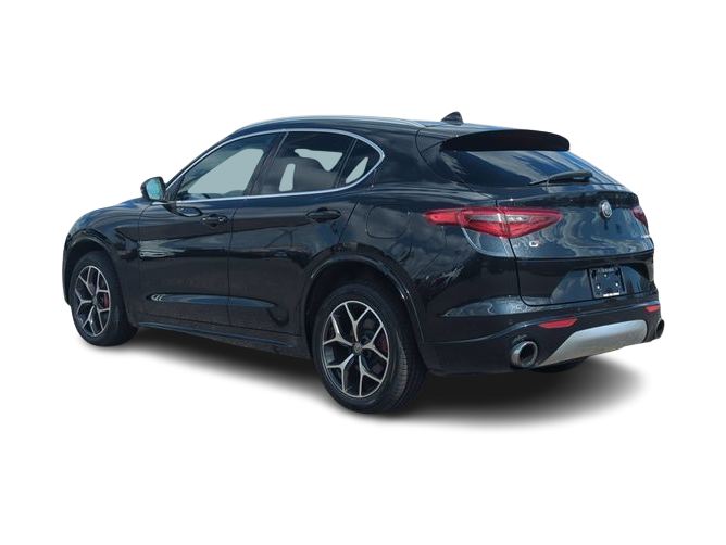 Thumbnail: 2021 Alfa Romeo Stelvio - 4