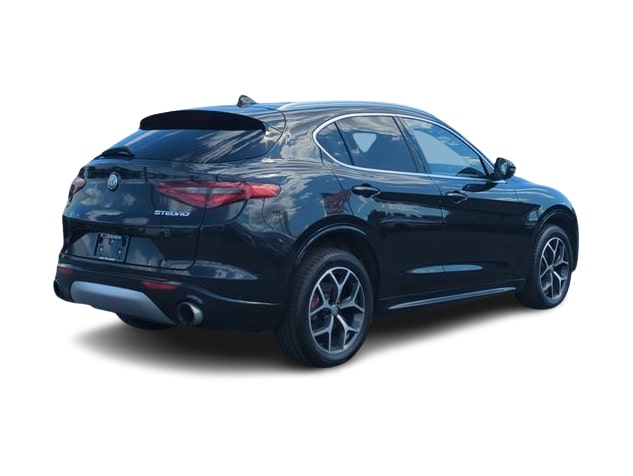 Thumbnail: 2021 Alfa Romeo Stelvio - 22