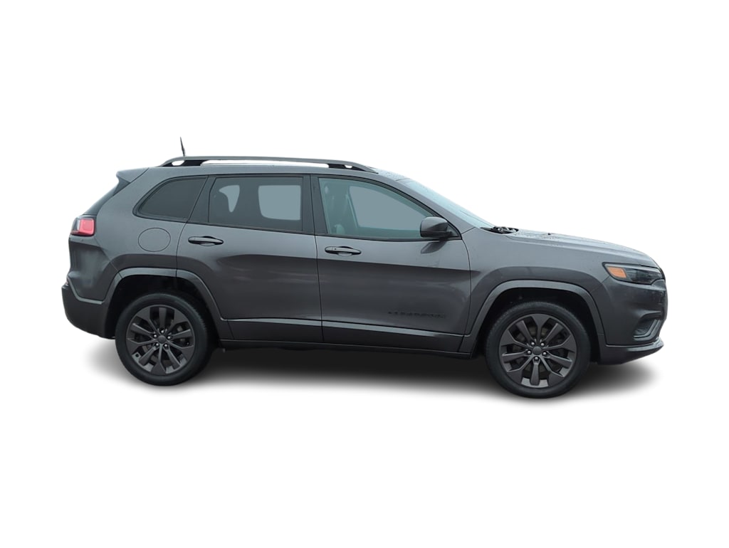 Thumbnail: 2020 Jeep Cherokee - 23
