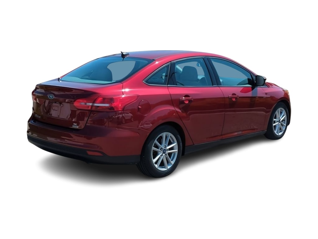 Thumbnail: 2016 Ford Focus - 21