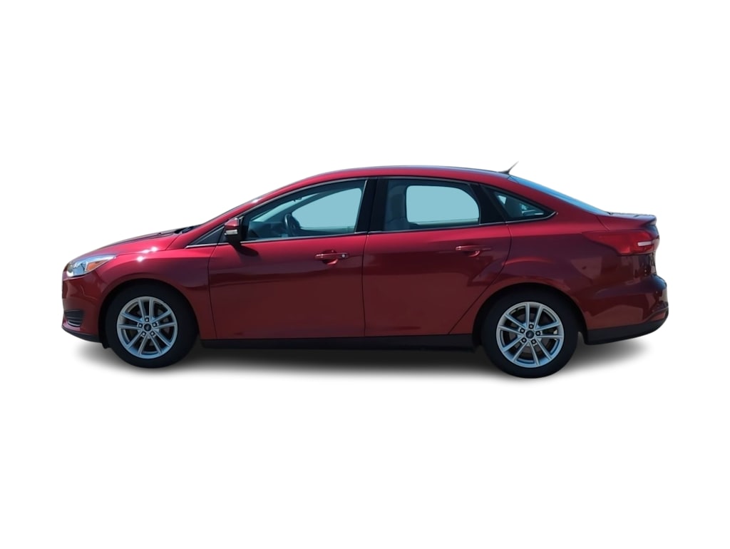 Thumbnail: 2016 Ford Focus - 3
