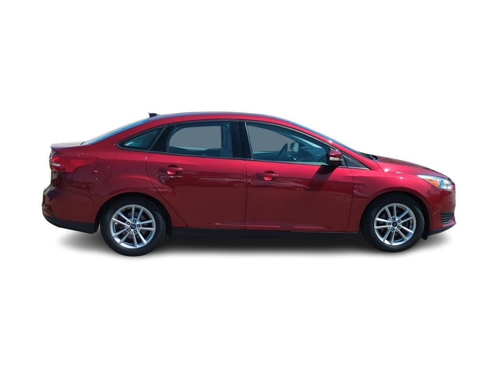 Thumbnail: 2016 Ford Focus - 22