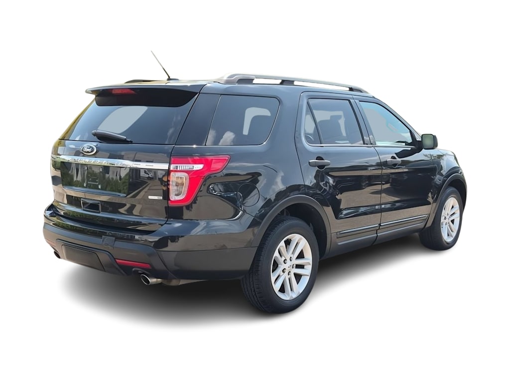 Thumbnail: 2015 Ford Explorer - 21