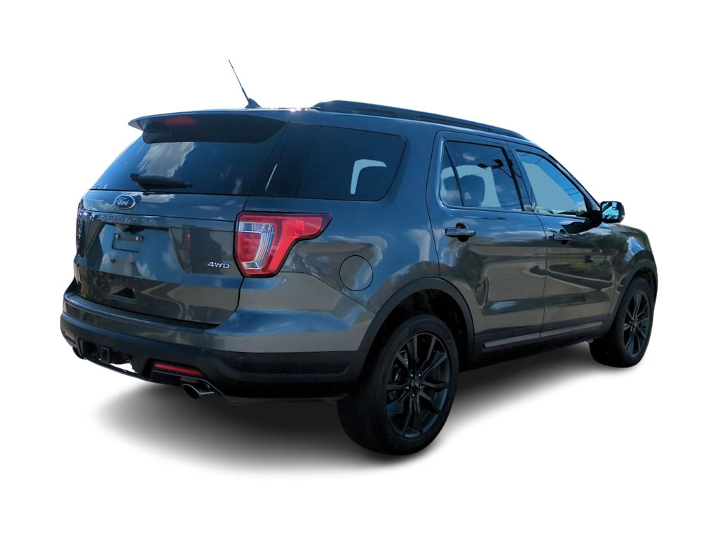 Thumbnail: 2018 Ford Explorer - 21