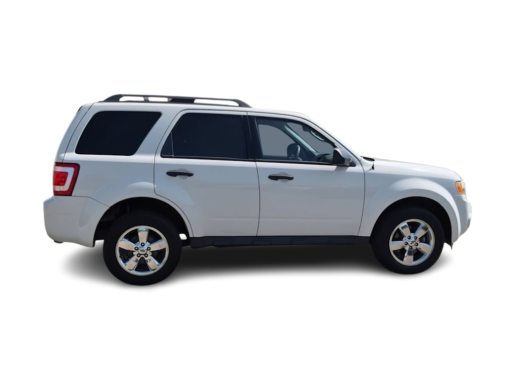 Thumbnail: 2011 Ford Escape - 23
