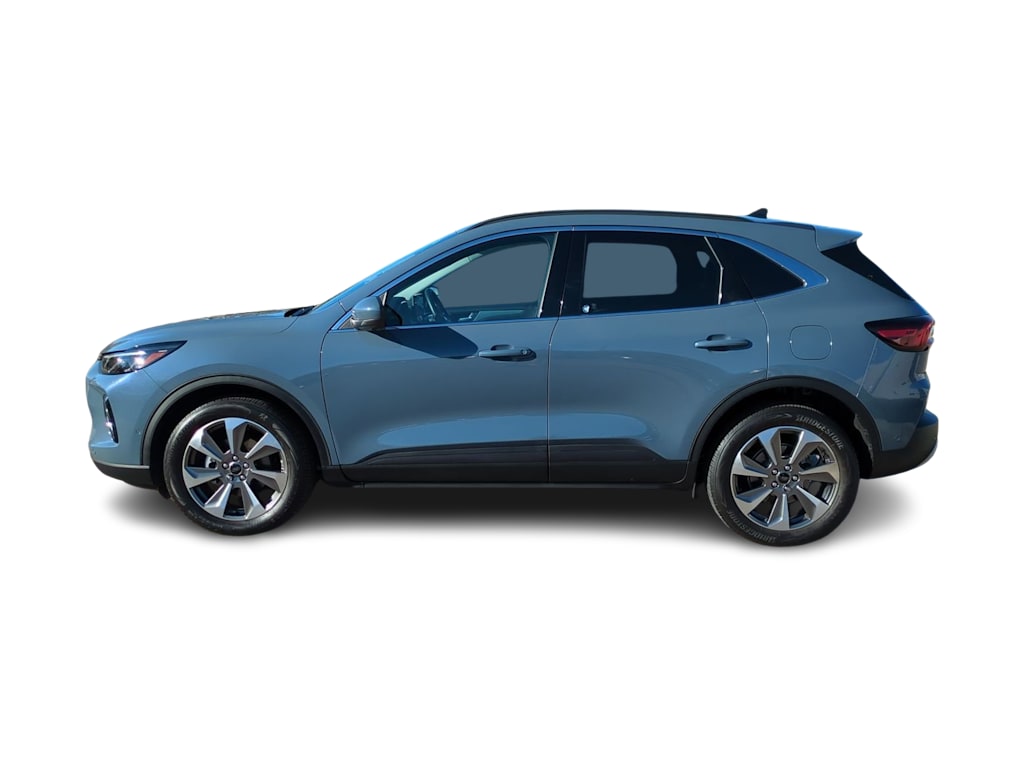 Thumbnail: 2023 Ford Escape - 3