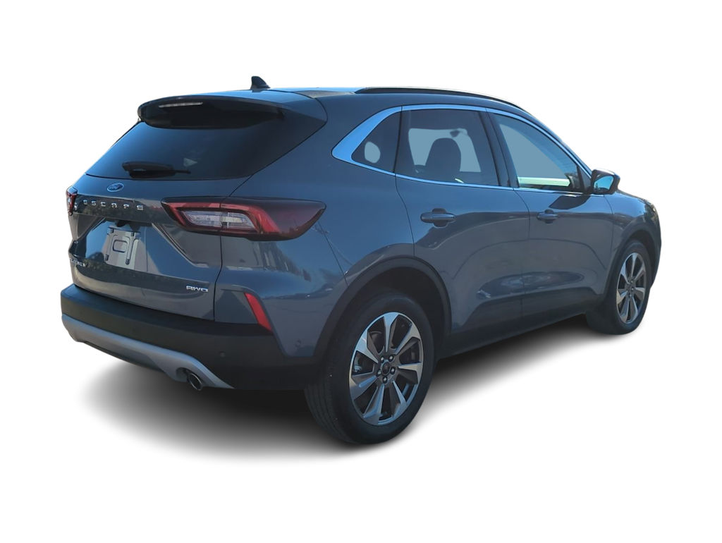 Thumbnail: 2023 Ford Escape - 21