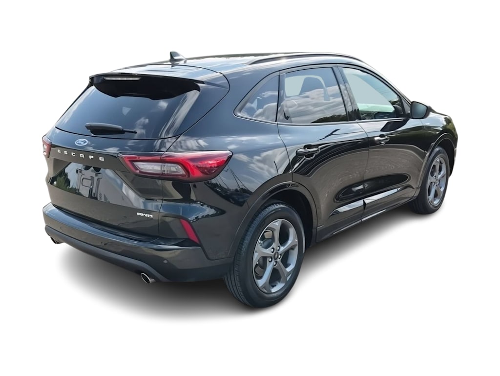 Thumbnail: 2023 Ford Escape - 21