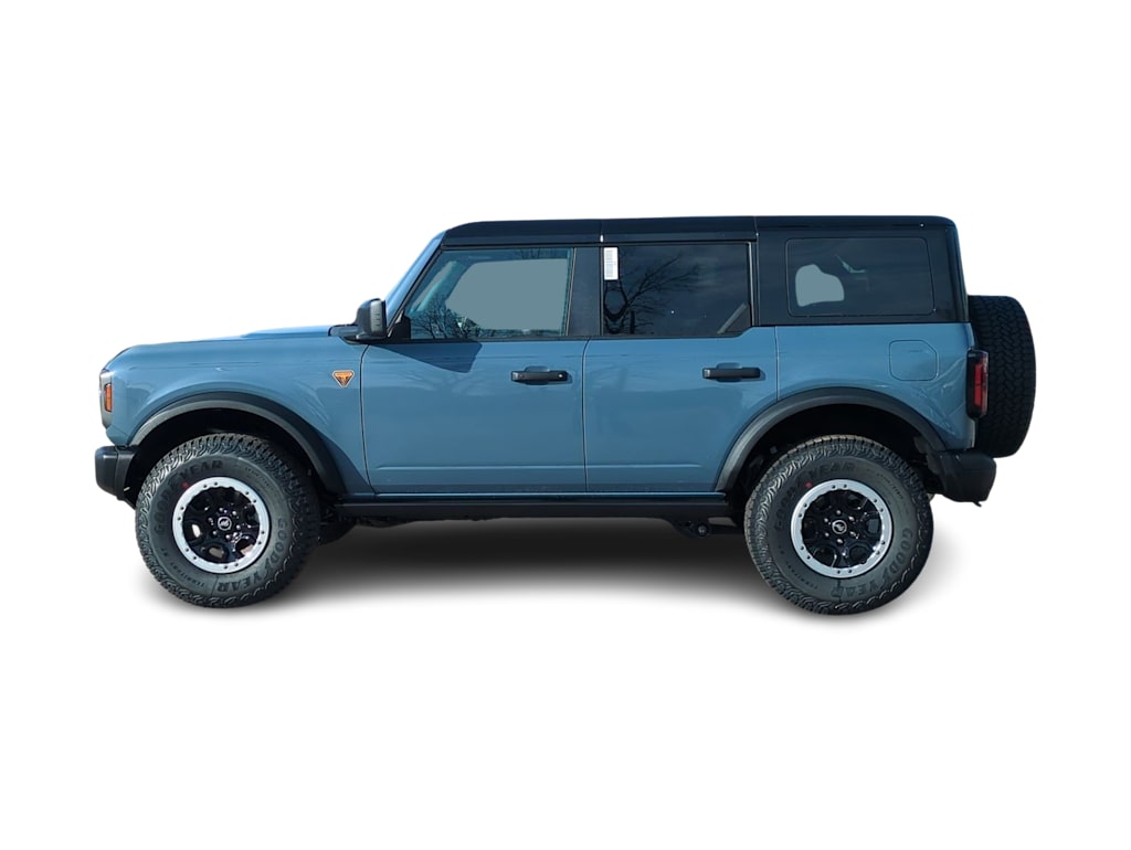 Thumbnail: 2025 Ford Bronco - 3