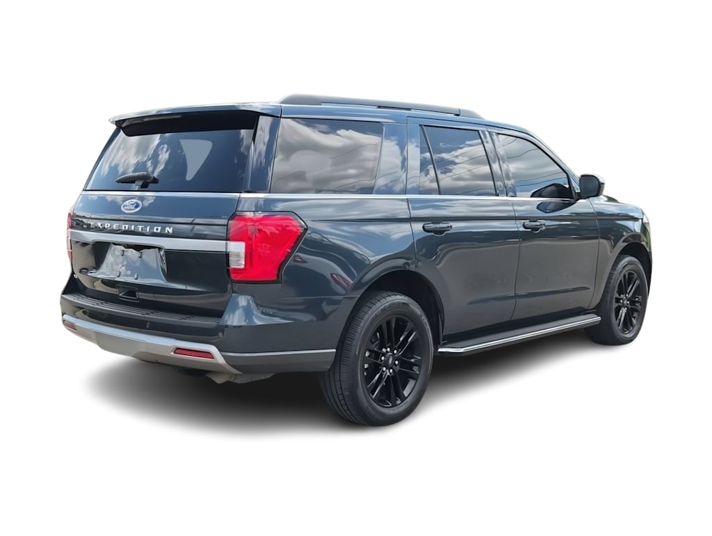 Thumbnail: 2022 Ford Expedition - 21