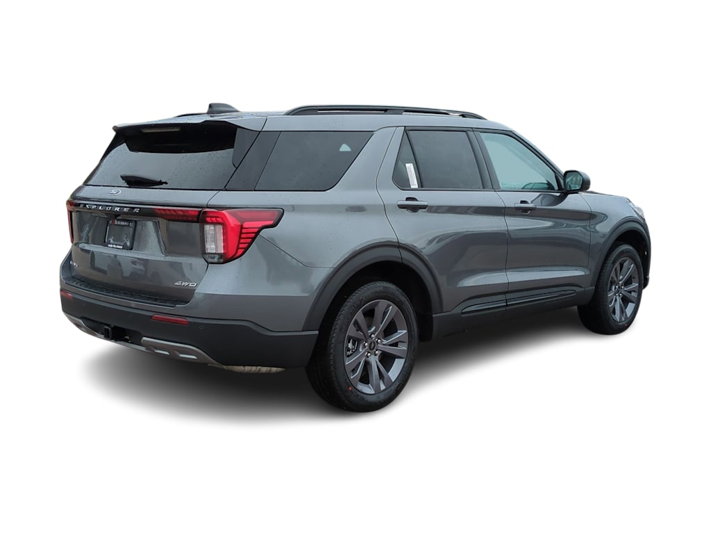 Thumbnail: 2026 Ford Explorer - 9