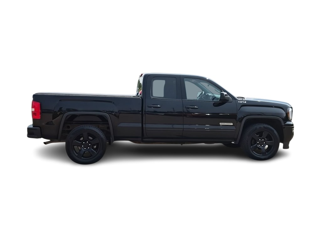 Thumbnail: 2017 GMC Sierra 1500 - 21