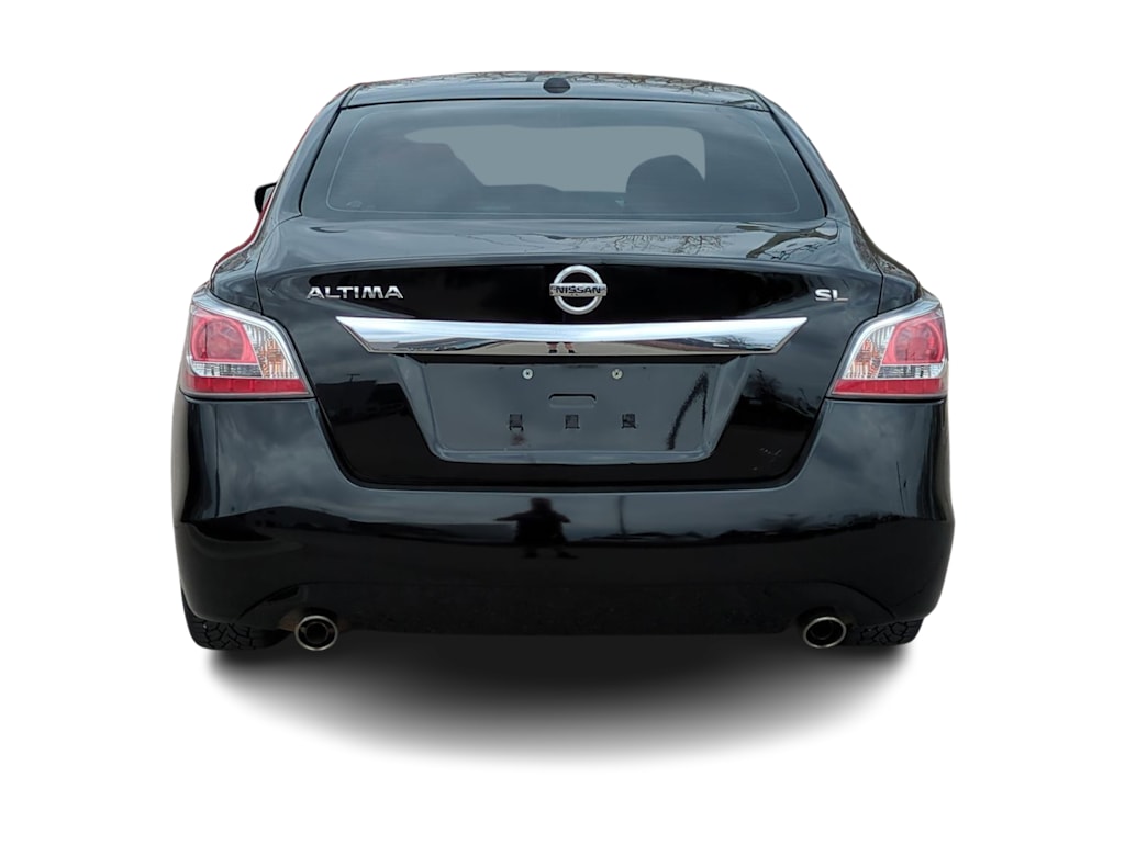 Thumbnail: 2015 Nissan Altima - 20
