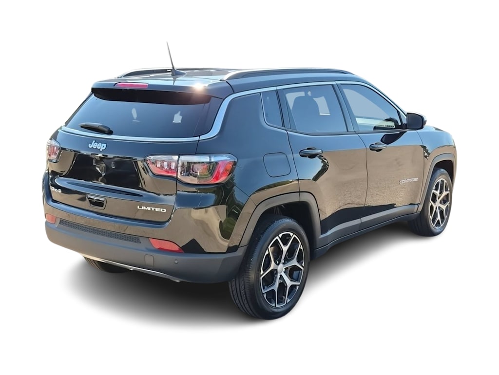 Thumbnail: 2024 Jeep Compass - 22