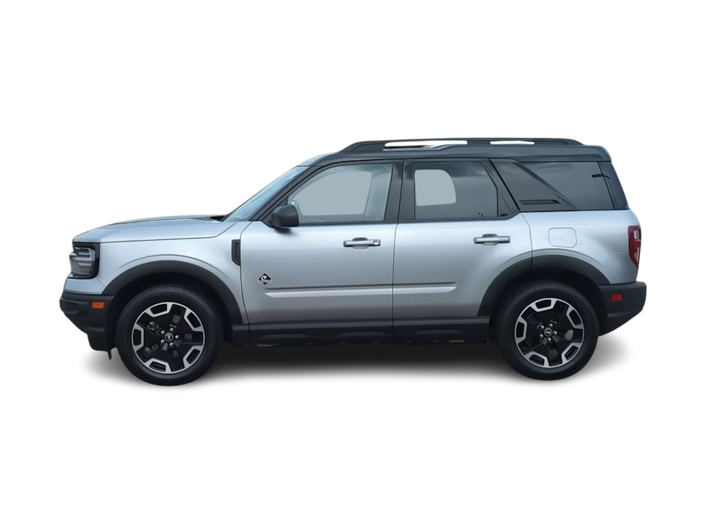 Thumbnail: 2021 Ford Bronco Sport - 3