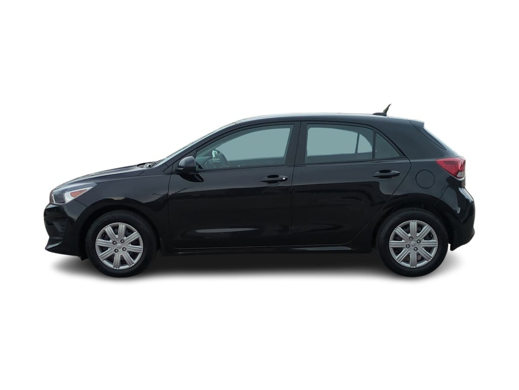Thumbnail: 2022 Kia Rio - 3
