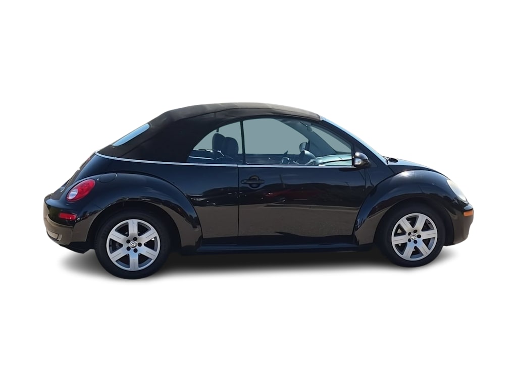 Thumbnail: 2007 Volkswagen Beetle - 21