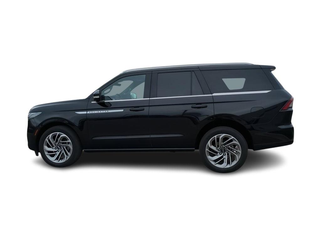Thumbnail: 2025 Lincoln Navigator - 3