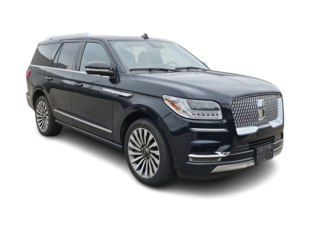 Thumbnail: 2021 Lincoln Navigator - 19