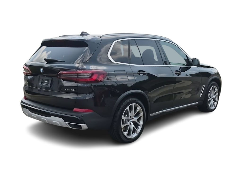 Thumbnail: 2022 BMW X5 - 21