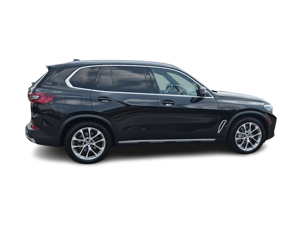 Thumbnail: 2022 BMW X5 - 22