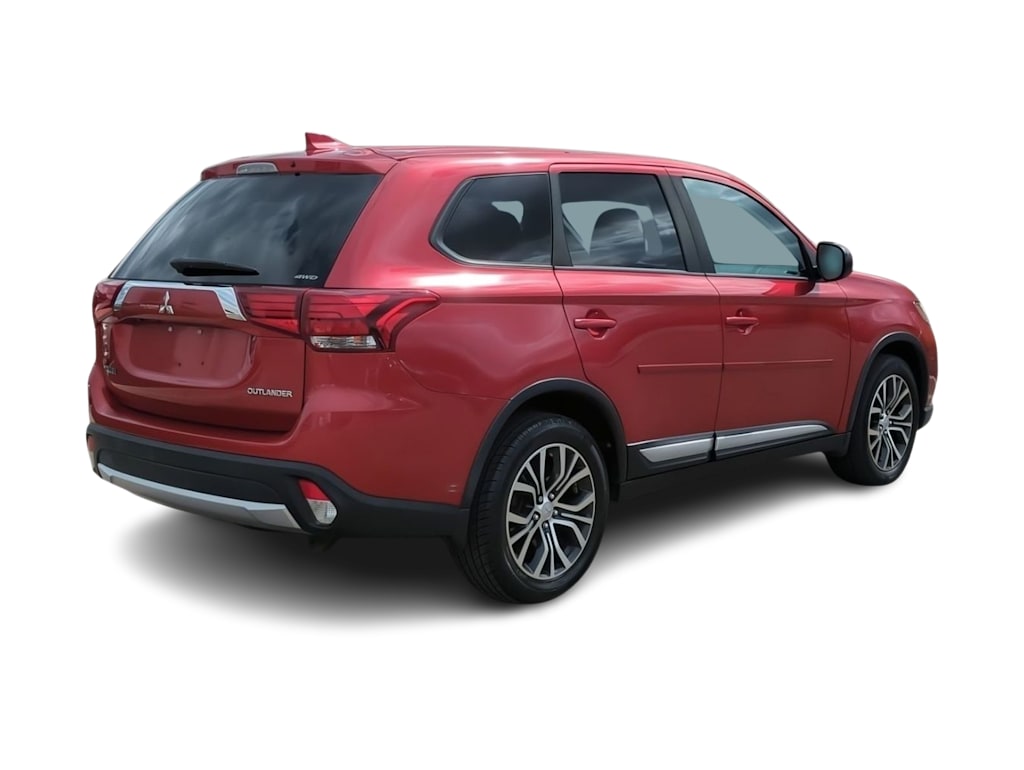 Thumbnail: 2018 Mitsubishi Outlander - 21