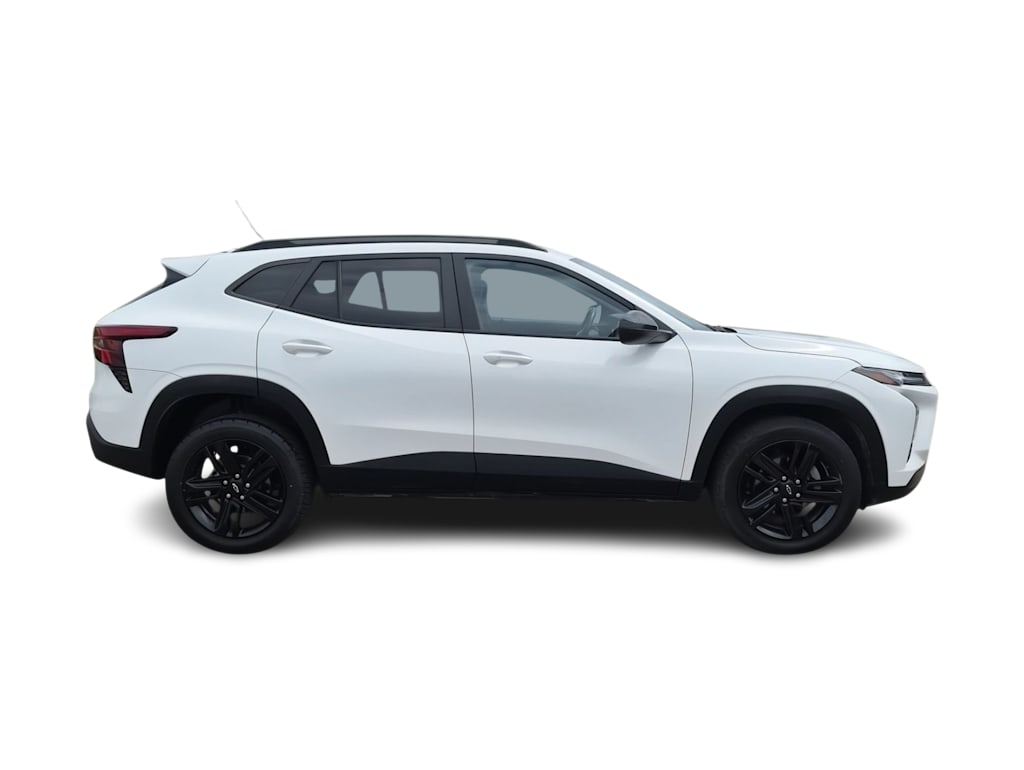 Thumbnail: 2024 Chevrolet Trax - 23